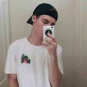 Meet your Posher, Mack